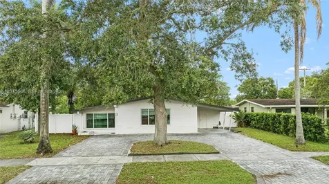 309 NW 43rd Avenue Plantation FL 33317