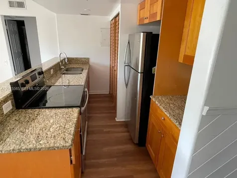 5222 NE 6th Avenue Oakland Park FL 33334