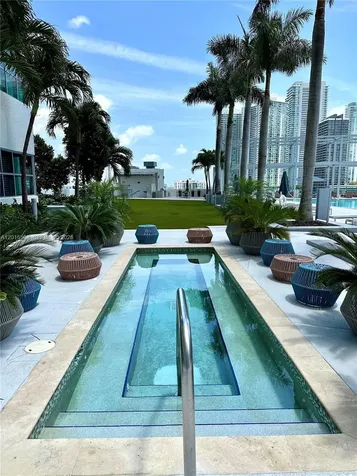 3301 NE 1st Avenue Miami FL 33137