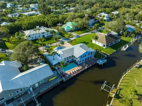 474 Peninsula Drive Fort Pierce FL 34946