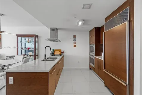 465 Brickell Avenue Miami FL 33131