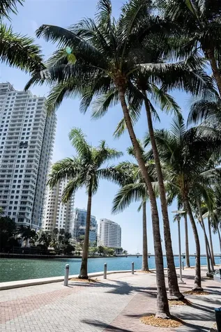 465 Brickell Avenue Miami FL 33131