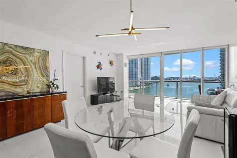 465 Brickell Avenue Miami FL 33131