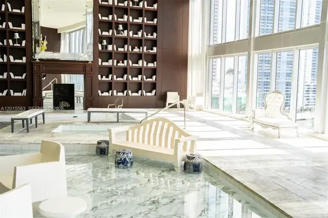 465 Brickell Avenue Miami FL 33131