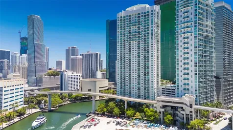 31 SE 5th Street Miami FL 33131