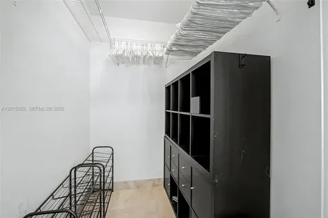 31 SE 5th Street Miami FL 33131