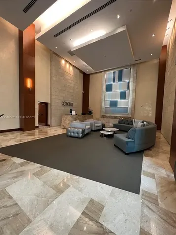 31 SE 5th Street Miami FL 33131
