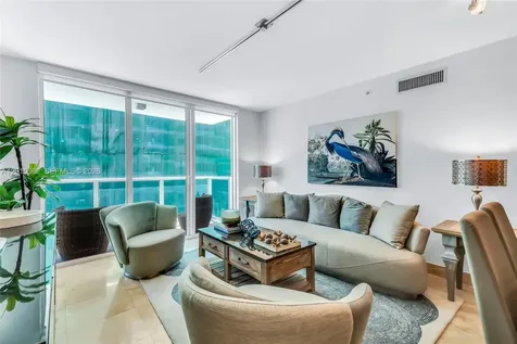 31 SE 5th Street Miami FL 33131