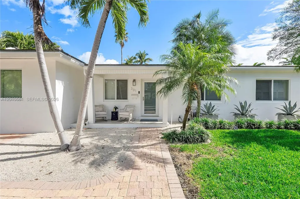 301 Hampton Lane Key Biscayne FL 33149