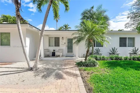301 Hampton Lane Key Biscayne FL 33149