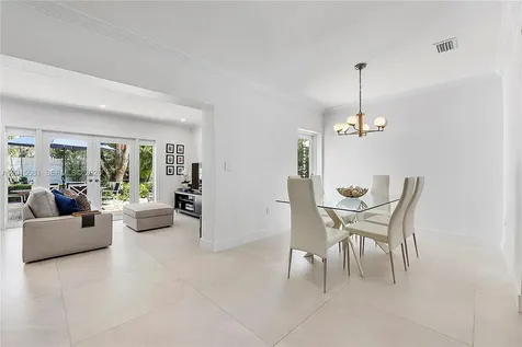 301 Hampton Lane Key Biscayne FL 33149
