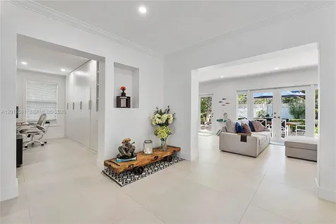 301 Hampton Lane Key Biscayne FL 33149