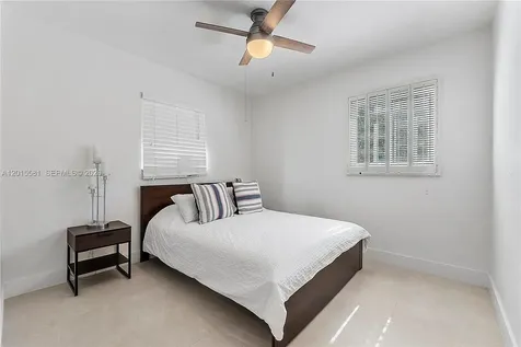 301 Hampton Lane Key Biscayne FL 33149