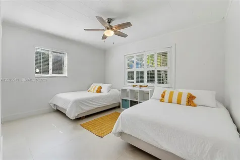 301 Hampton Lane Key Biscayne FL 33149