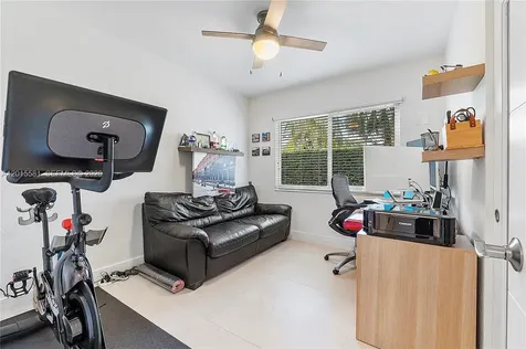 301 Hampton Lane Key Biscayne FL 33149