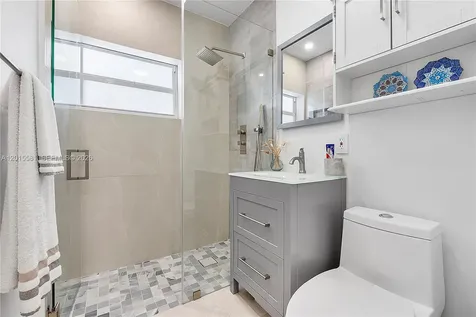 301 Hampton Lane Key Biscayne FL 33149