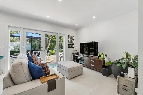 301 Hampton Lane Key Biscayne FL 33149