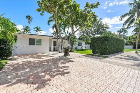 301 Hampton Lane Key Biscayne FL 33149