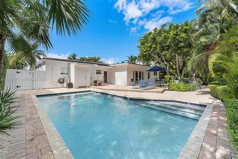 301 Hampton Lane Key Biscayne FL 33149
