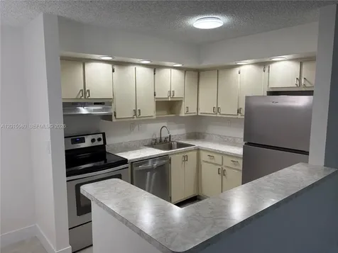 18875 NW 62nd Avenue Hialeah FL 33015