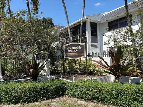 18875 NW 62nd Avenue Hialeah FL 33015