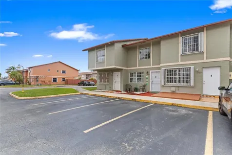 4079 W 9th Lane Hialeah FL 33012