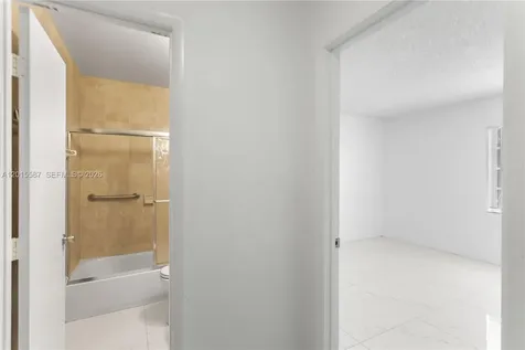 4079 W 9th Lane Hialeah FL 33012
