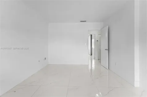 4079 W 9th Lane Hialeah FL 33012