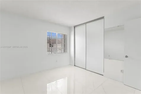 4079 W 9th Lane Hialeah FL 33012