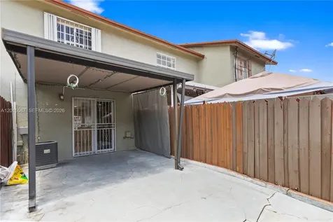 4079 W 9th Lane Hialeah FL 33012