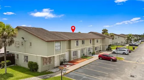 4079 W 9th Lane Hialeah FL 33012