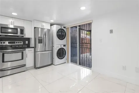 4079 W 9th Lane Hialeah FL 33012