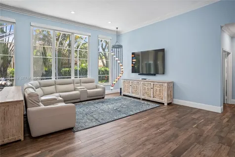 8146 N Savannah Circle Davie FL 33328