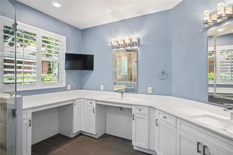 8146 N Savannah Circle Davie FL 33328