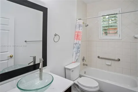 8146 N Savannah Circle Davie FL 33328