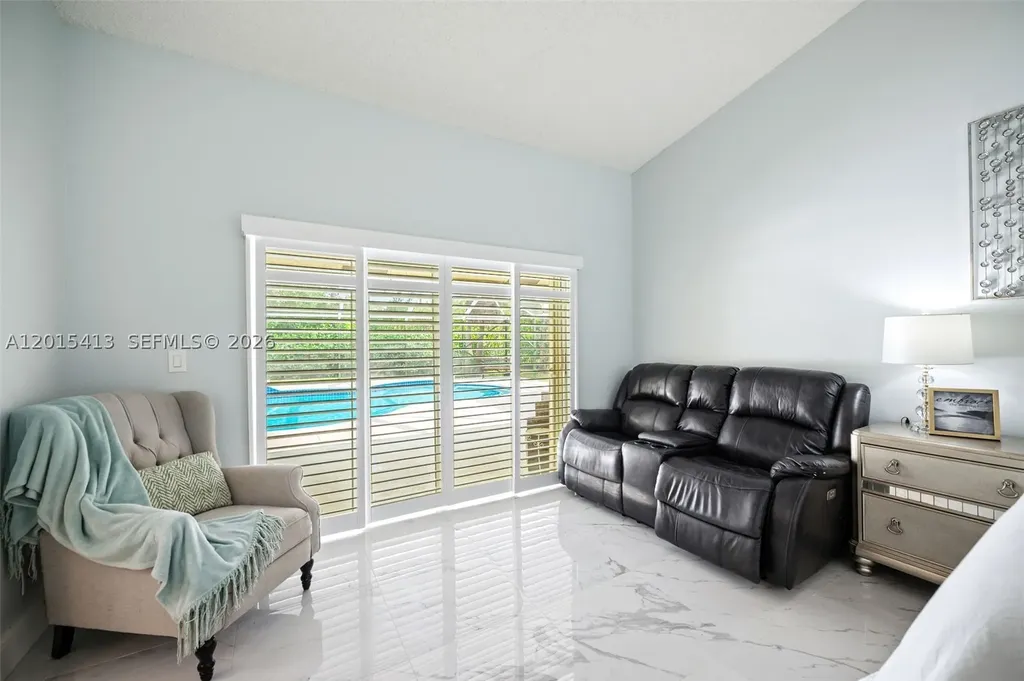 10420 NW 49th Place Coral Springs FL 33076