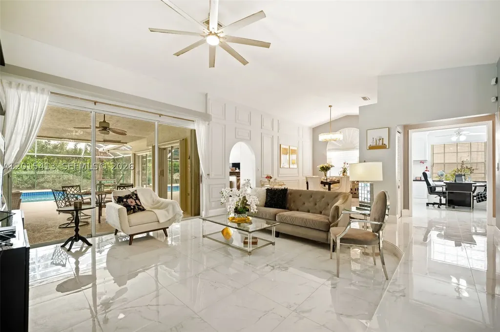 10420 NW 49th Place Coral Springs FL 33076