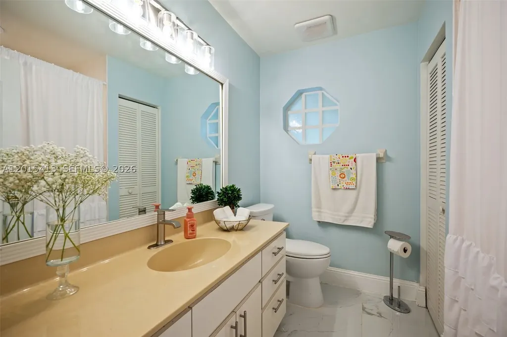 10420 NW 49th Place Coral Springs FL 33076