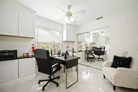 10420 NW 49th Place Coral Springs FL 33076