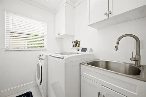 10420 NW 49th Place Coral Springs FL 33076