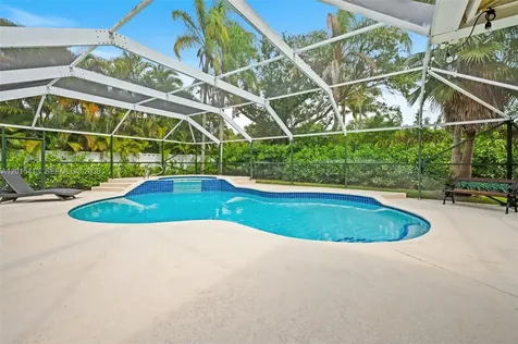 10420 NW 49th Place Coral Springs FL 33076