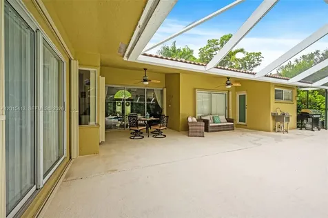 10420 NW 49th Place Coral Springs FL 33076