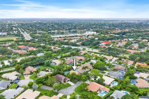 10420 NW 49th Place Coral Springs FL 33076