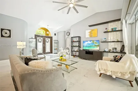 10420 NW 49th Place Coral Springs FL 33076