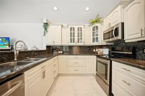 10420 NW 49th Place Coral Springs FL 33076