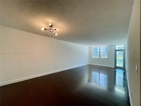 19390 Collins Avenue Sunny Isles Beach FL 33160