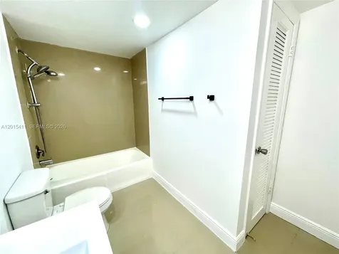 19390 Collins Avenue Sunny Isles Beach FL 33160