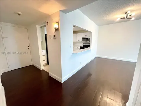 19390 Collins Avenue Sunny Isles Beach FL 33160
