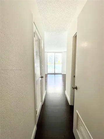 19390 Collins Avenue Sunny Isles Beach FL 33160
