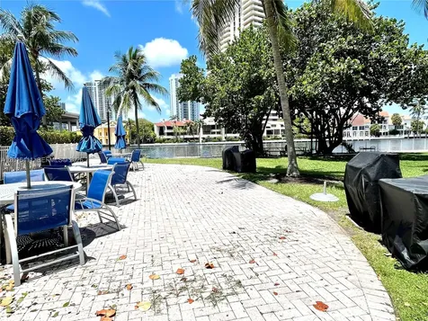 19390 Collins Avenue Sunny Isles Beach FL 33160